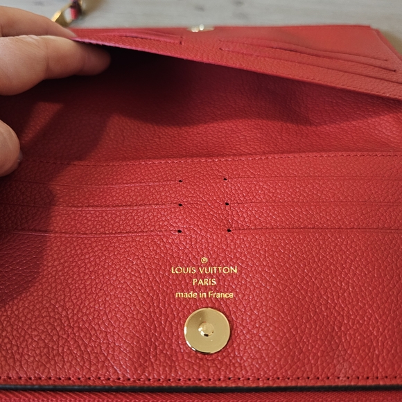 Louis Vuitton Empreinte Adele Cherry Wallet - Picture 4 of 6